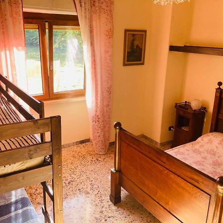 B&B Calecatine Rocca di Botte Bagian luar foto