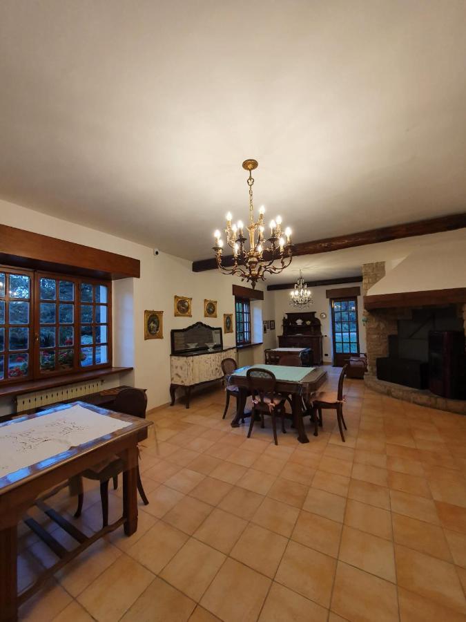 B&B Calecatine Rocca di Botte Bagian luar foto